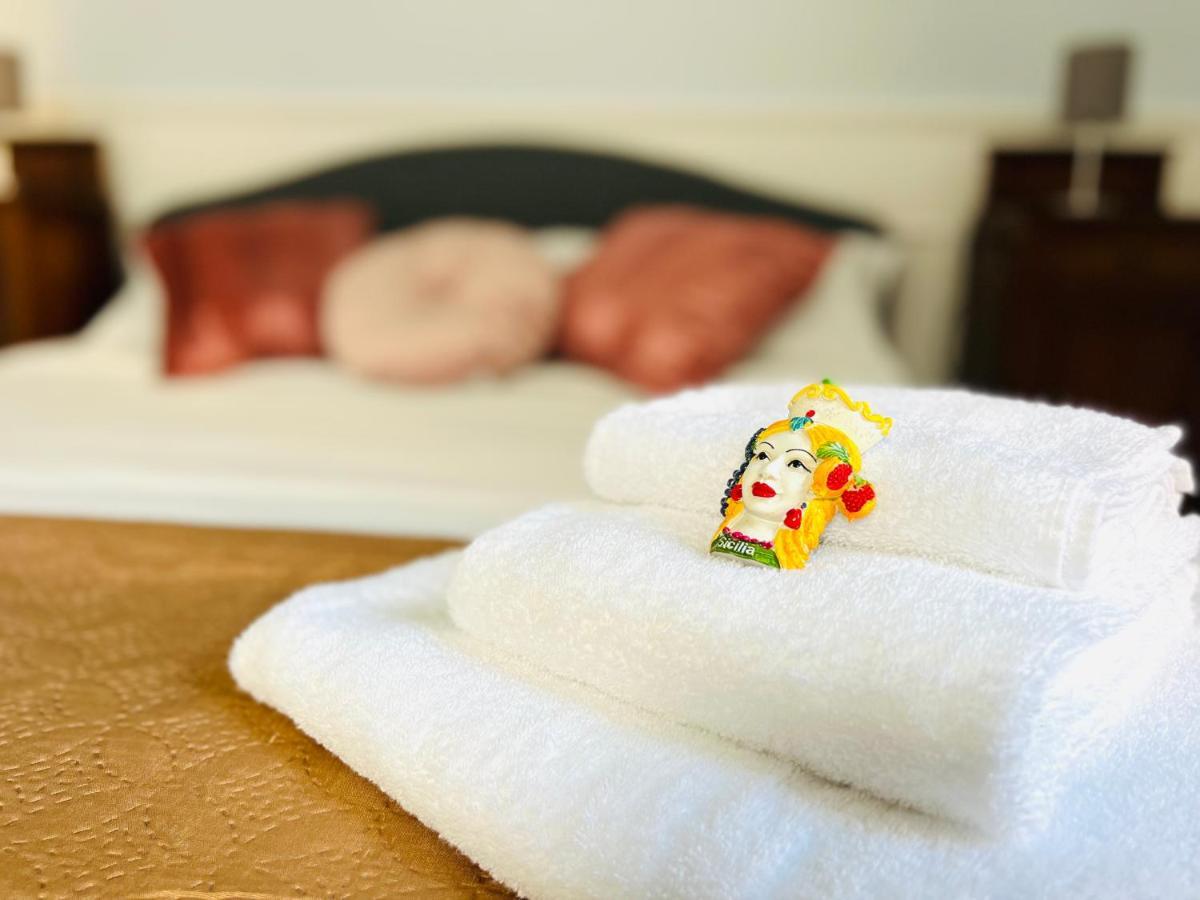 קטאניה Sofia Katane Suites מראה חיצוני תמונה